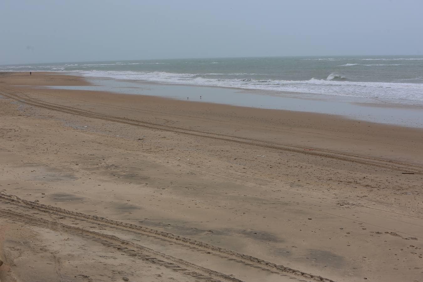 FOTOS: Así han quedado las playas de Rota