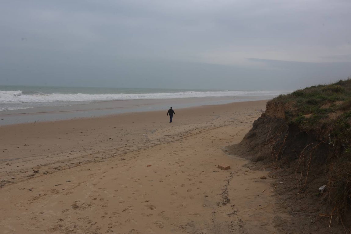 FOTOS: Así han quedado las playas de Rota
