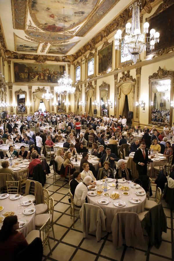 La comida benéfica de la Fundación Bangassou en Córdoba, en imágenes