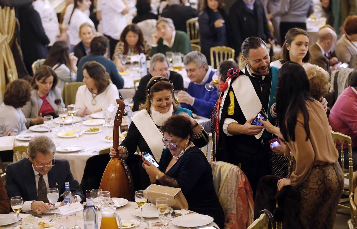 La comida benéfica de la Fundación Bangassou en Córdoba, en imágenes