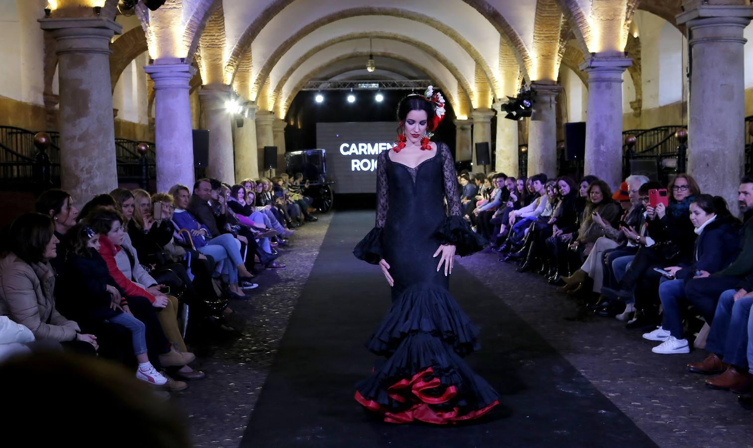 En imágenes, el desfile de moda flamenca en las Caballerizas Reales de Córdoba