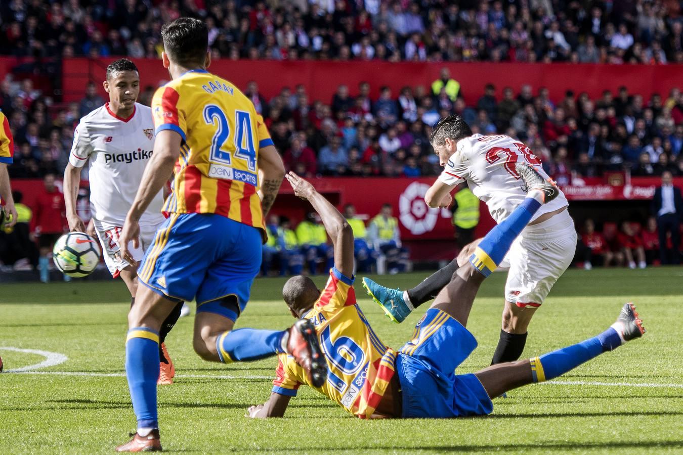 GALERÍA: El Valencia se afianza en la Champions en Nervión (0-2)