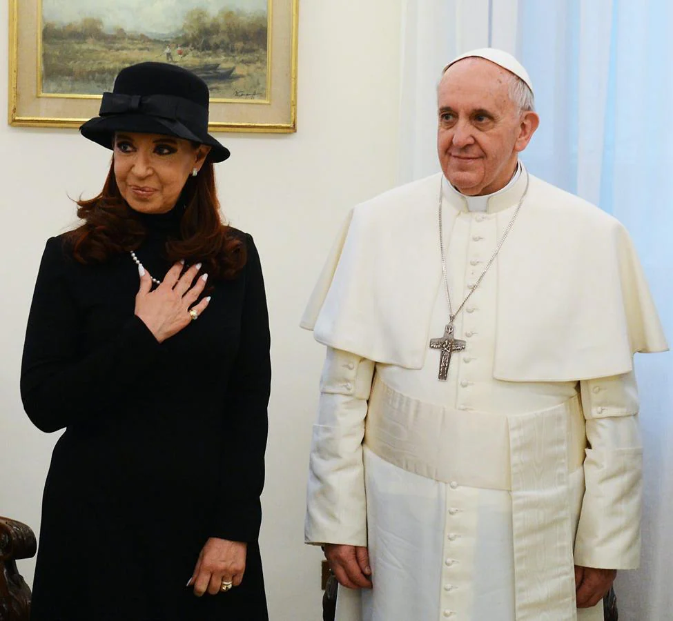 A los cinco días de ser elegido Pontífice, recibió en audiencia a la entonces presidenta argentina, Cristina Fernández de Kirchner. 
