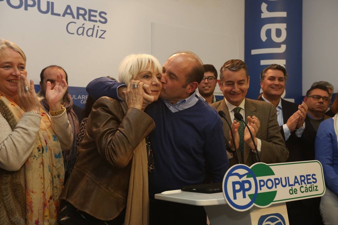 FOTOS: Juan José Ortiz, candidato del PP a la Alcaldía de Cádiz