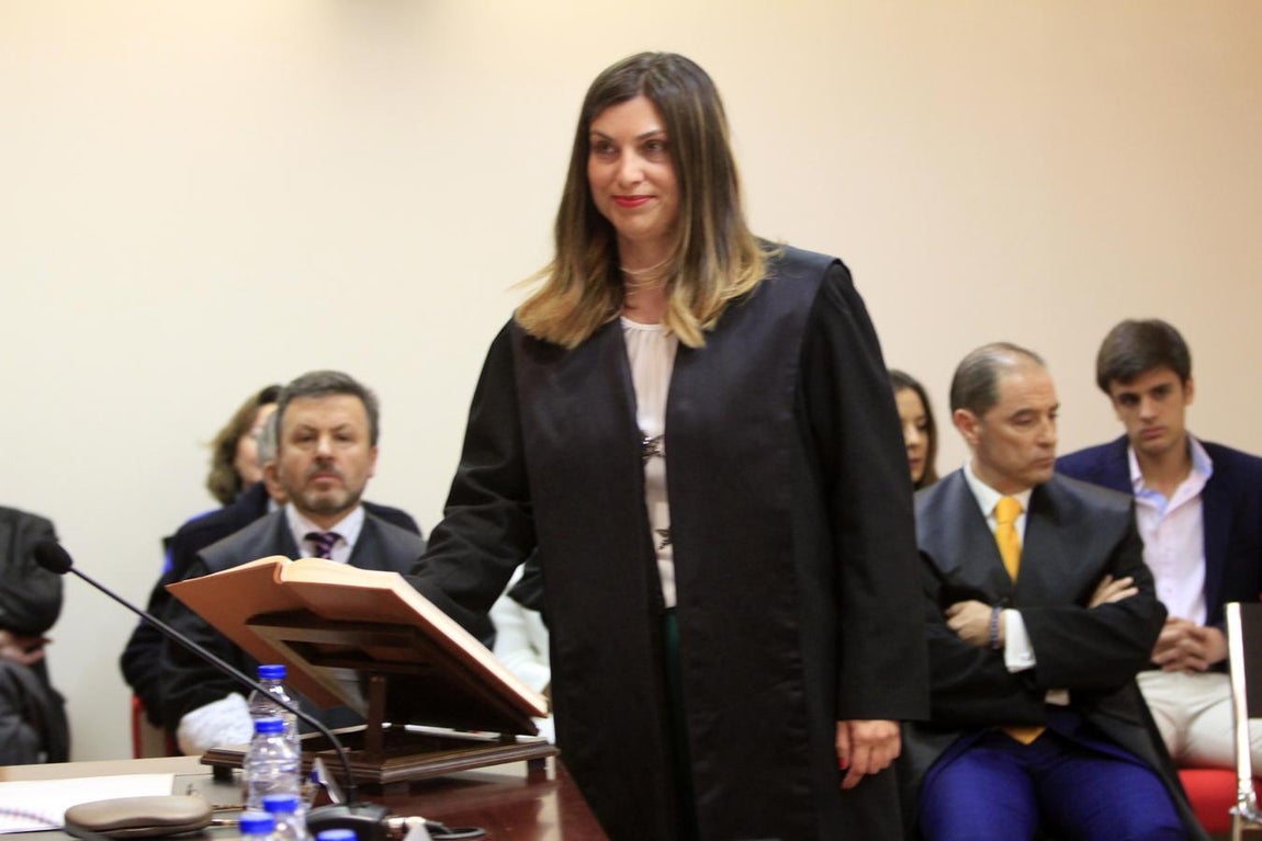 La toma de posesión de Ángel Cervantes, decano del Colegio de Abogados, en imágenes