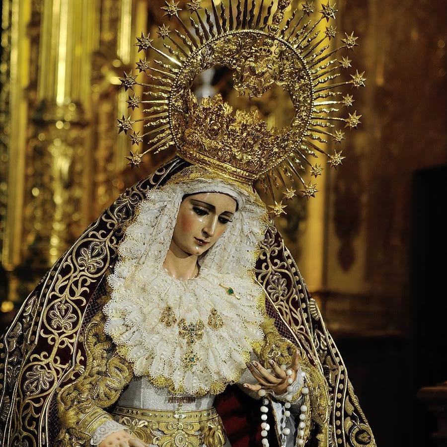 Galería del besamanos de la Virgen del Patrocinio