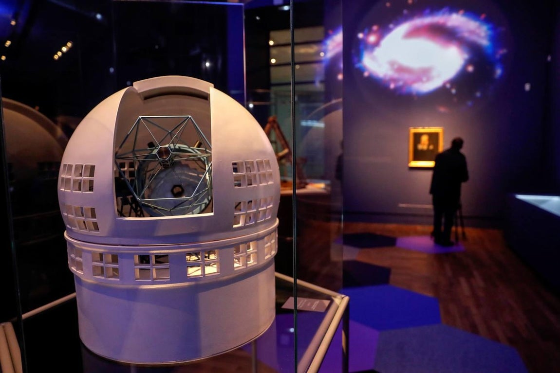 En imágenes, una vuelta a la ciencia en 200 objetos