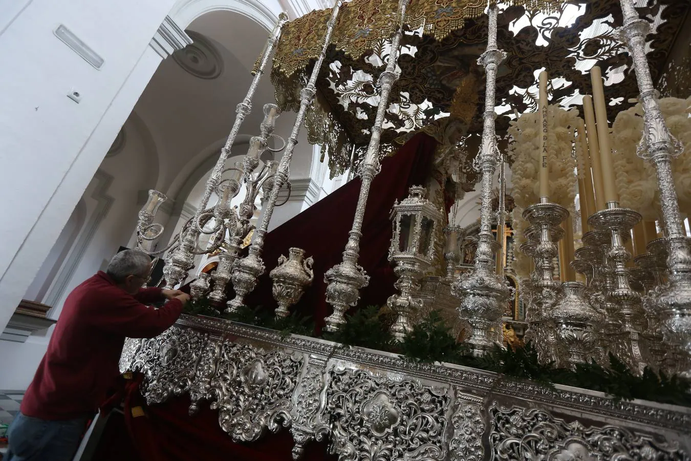 Fotos: Preparativos para el Domingo de Ramos en Cádiz