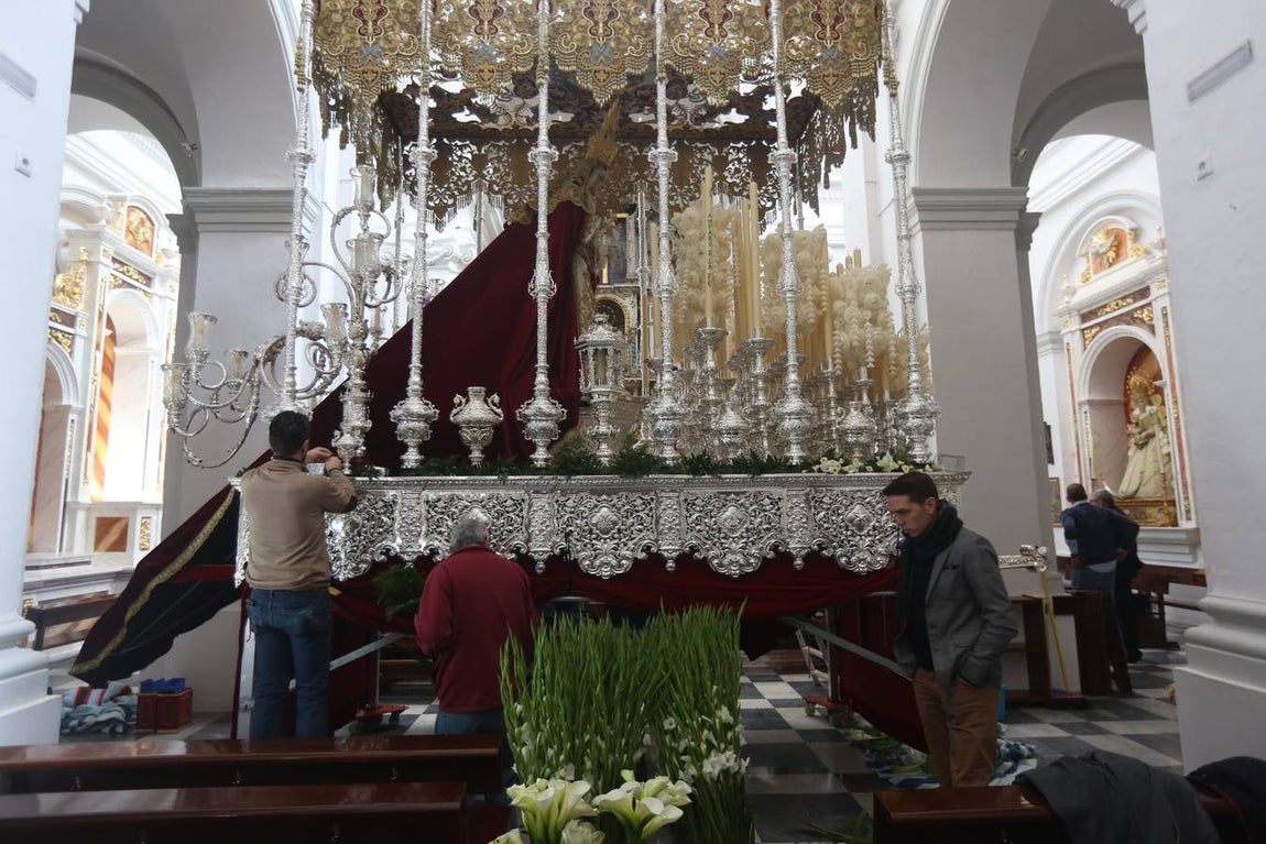 Fotos: Preparativos para el Domingo de Ramos en Cádiz