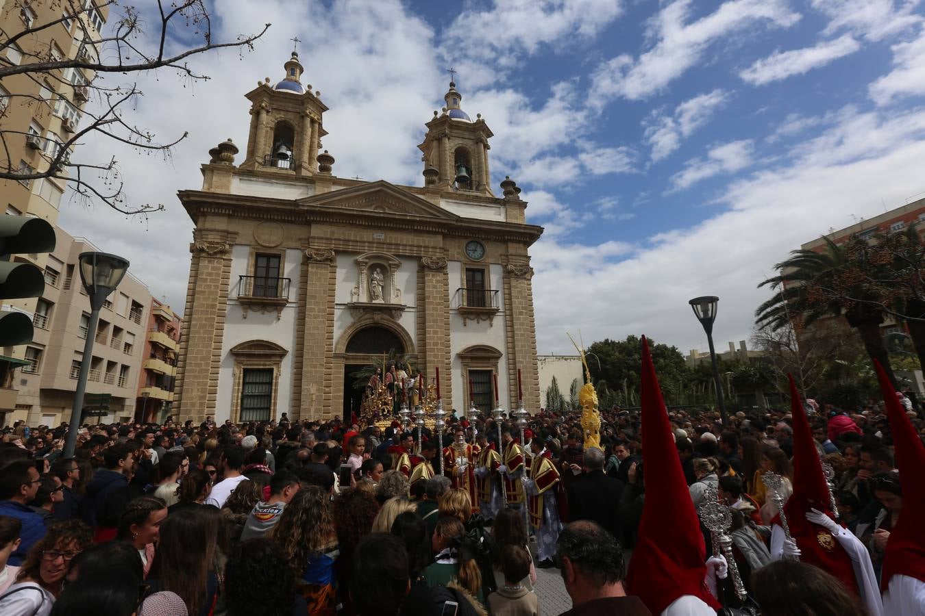 FOTOS: La Paz procesiona por la calles de Cádiz. Semana Santa 2018