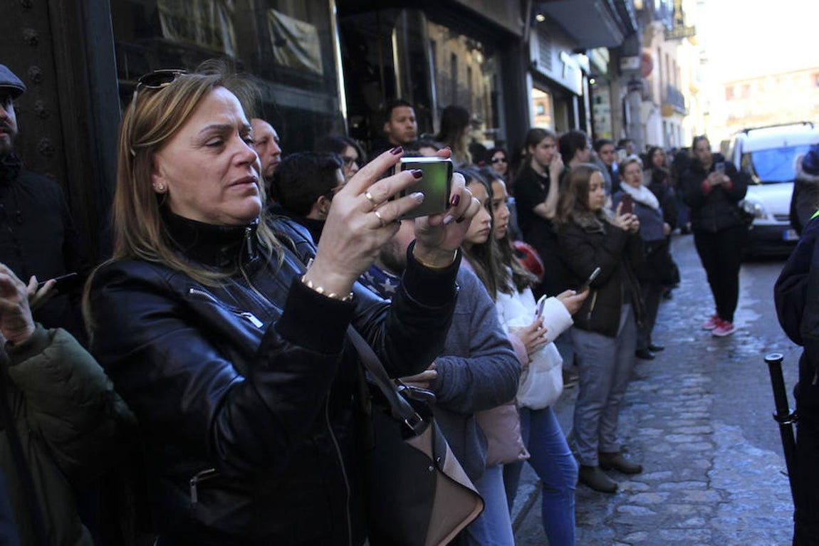 La inauguración de la cafetería Starbucks, en imágenes