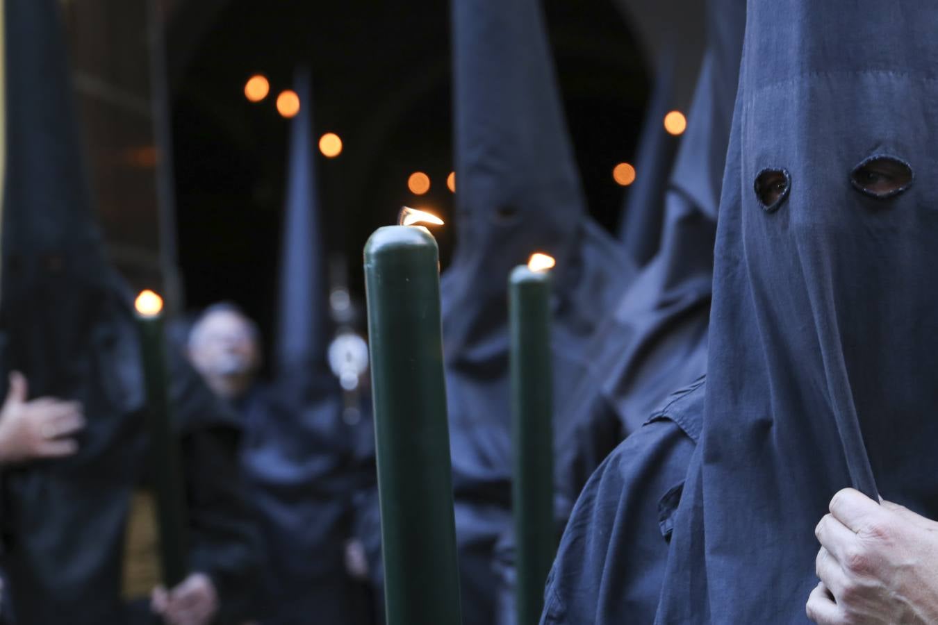 En fotos, la Virgen de las Tristezas de la Vera-Cruz luce su nueva corona en su estación de penitencia - Semana Santa Sevilla 2018