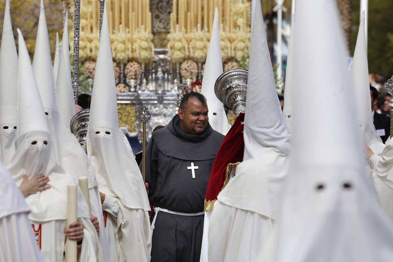 En fotos, el discurrir de la hermandad de la Merced por Córdoba