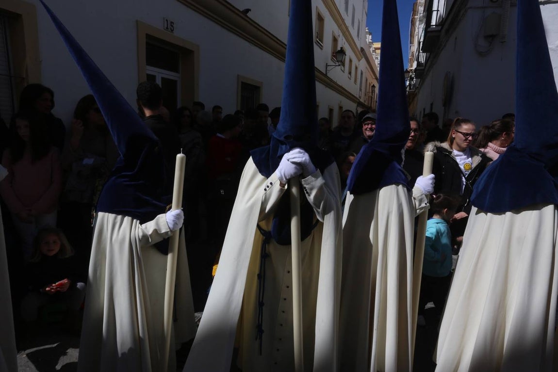FOTOS: La Palma el Lunes Santo en Cádiz. Semana Santa 2018