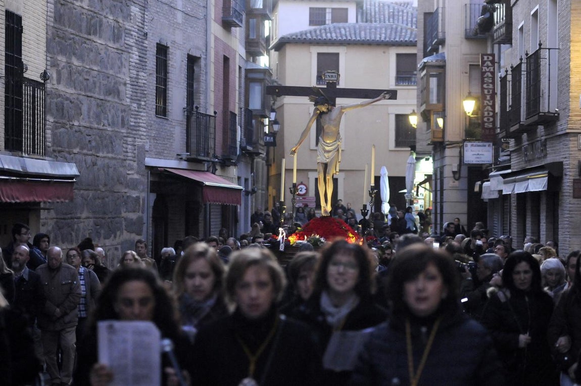 Las procesiones del Lunes Santo, en imágenes