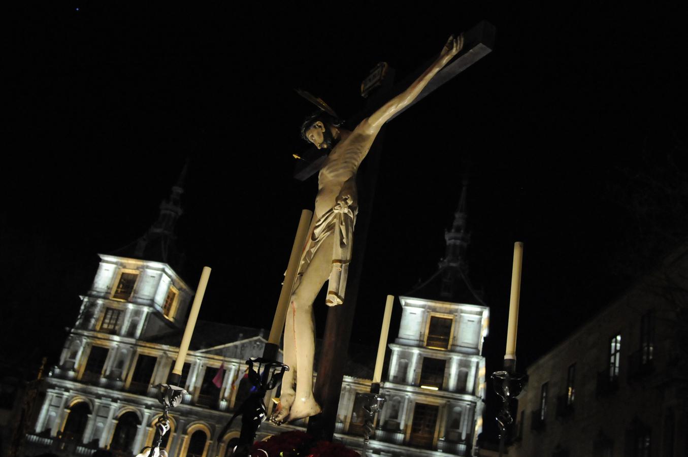 Las procesiones del Lunes Santo, en imágenes