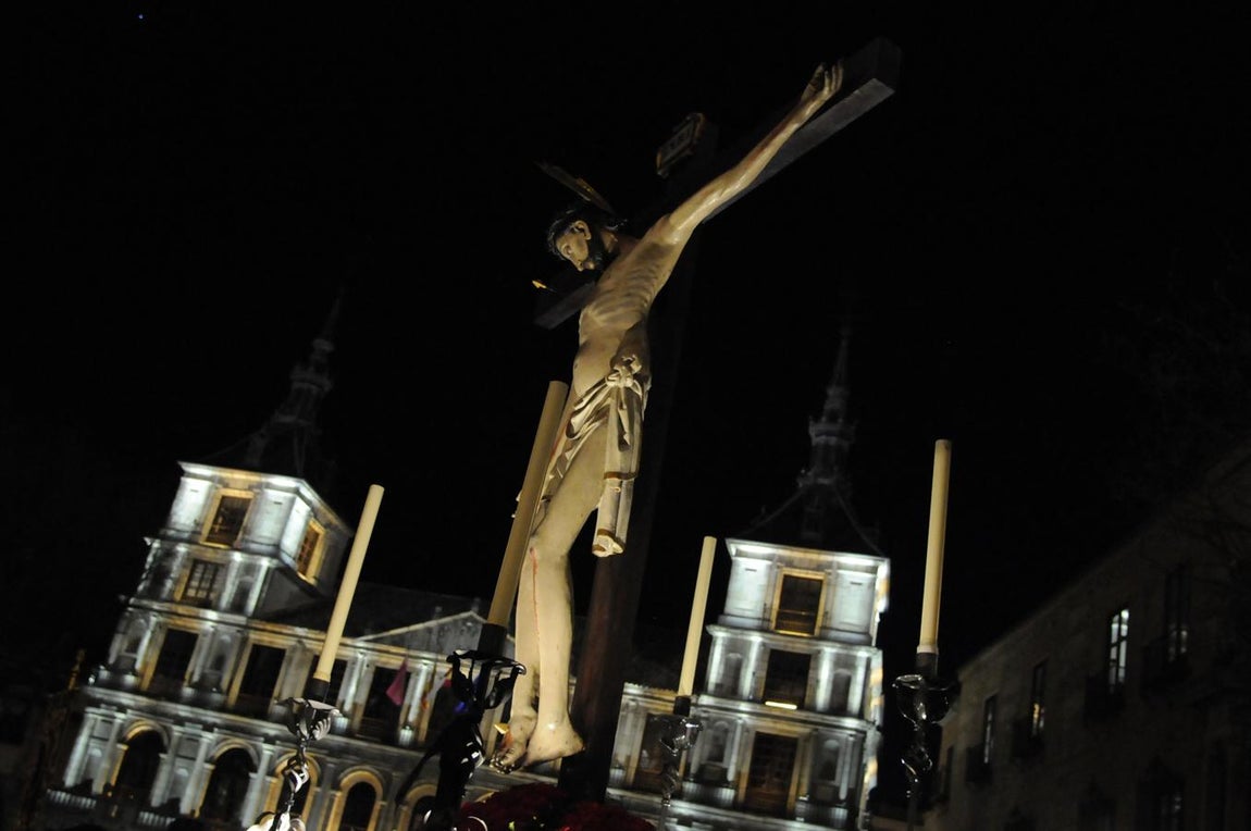 Las procesiones del Lunes Santo, en imágenes