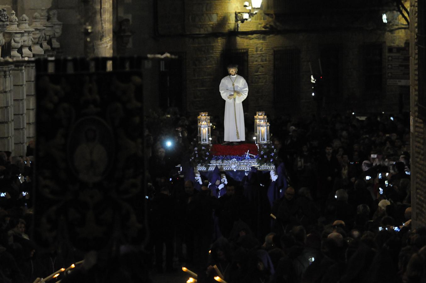 Las procesiones del Lunes Santo, en imágenes