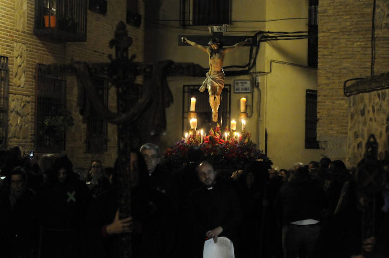 Las procesiones del Lunes Santo, en imágenes