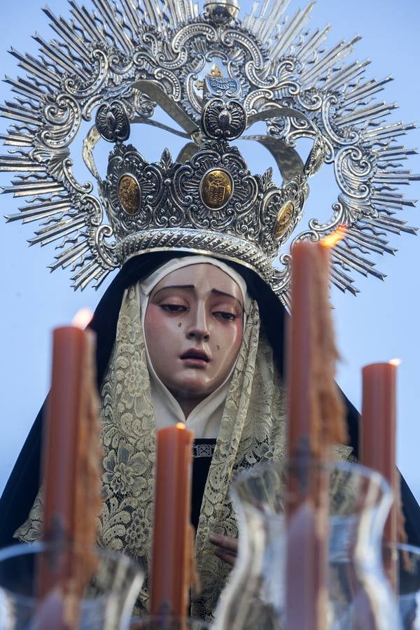 En fotos, la solemnidad de la hermandad Universitaria en la Semana Santa de Córdoba 2018