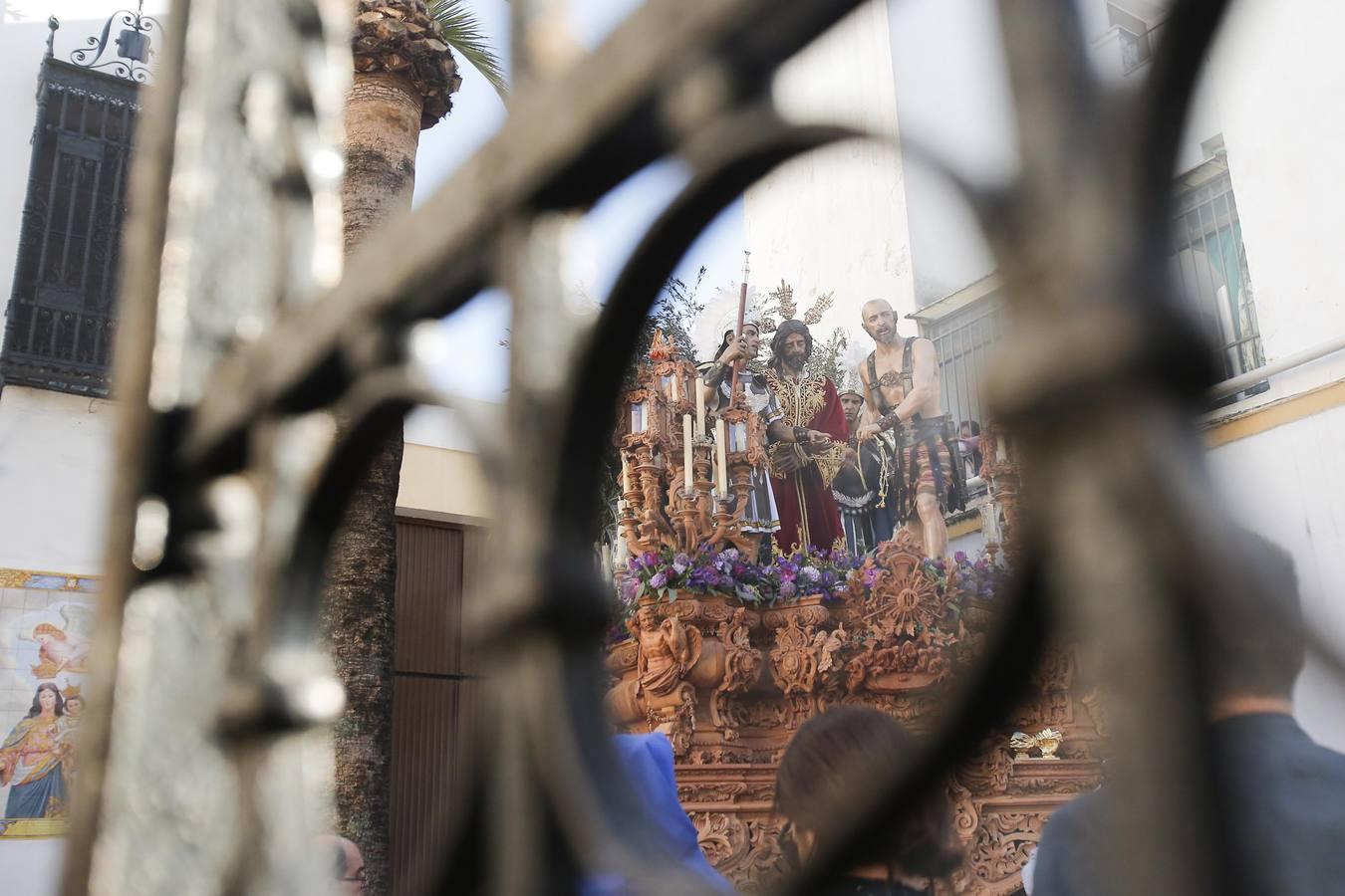 En fotos, el popular cortejo del Prendimiento en la Semana Santa de Córdoba 2018