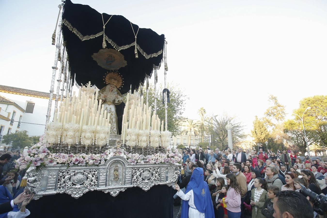 En fotos, el popular cortejo del Prendimiento en la Semana Santa de Córdoba 2018