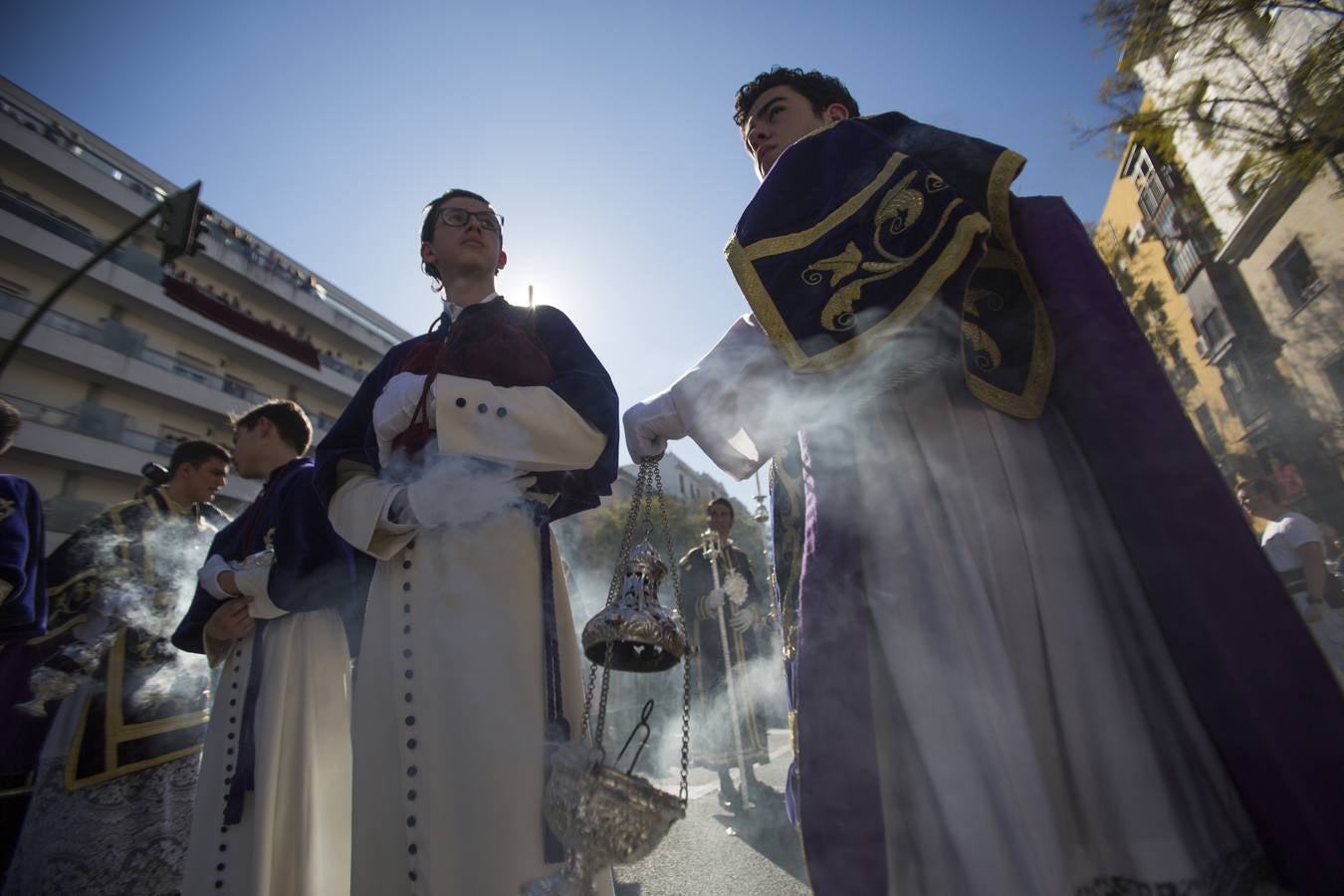 En fotos, la salida triunfal de San Benito en la Semana Santa de Sevilla 2018