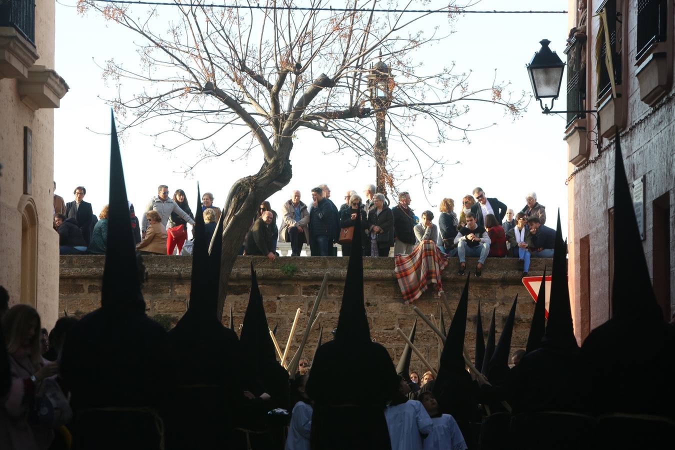 El Caminito recorre las calles de Cádiz el Miércoles Santo