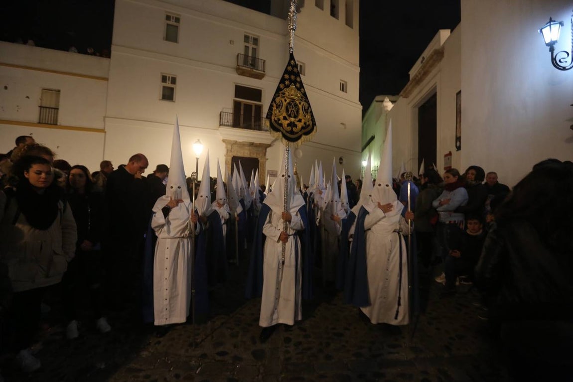 El Perdón sale de Santa Cruz