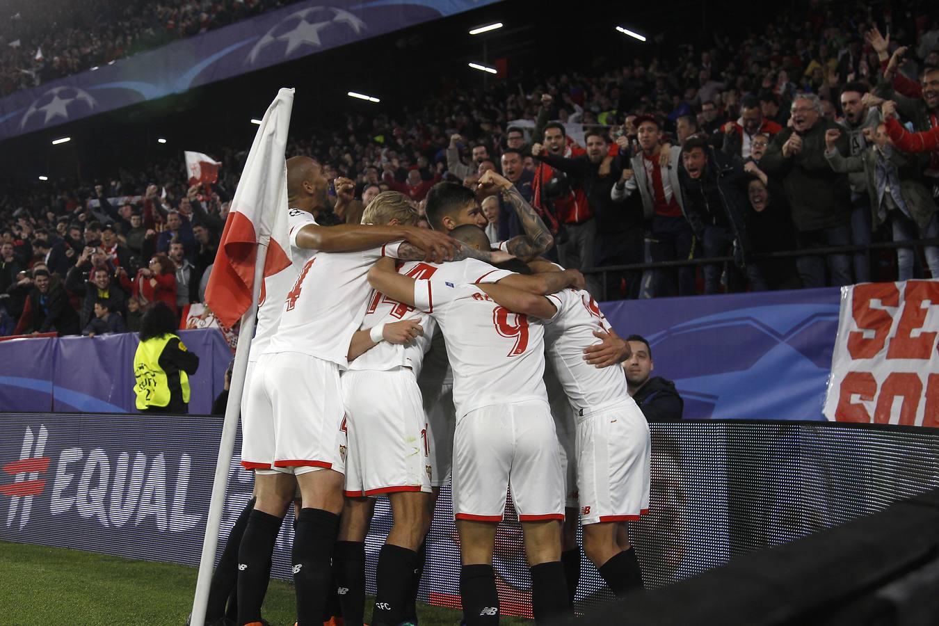 El partido Sevilla-Bayern Múnich, en imágenes