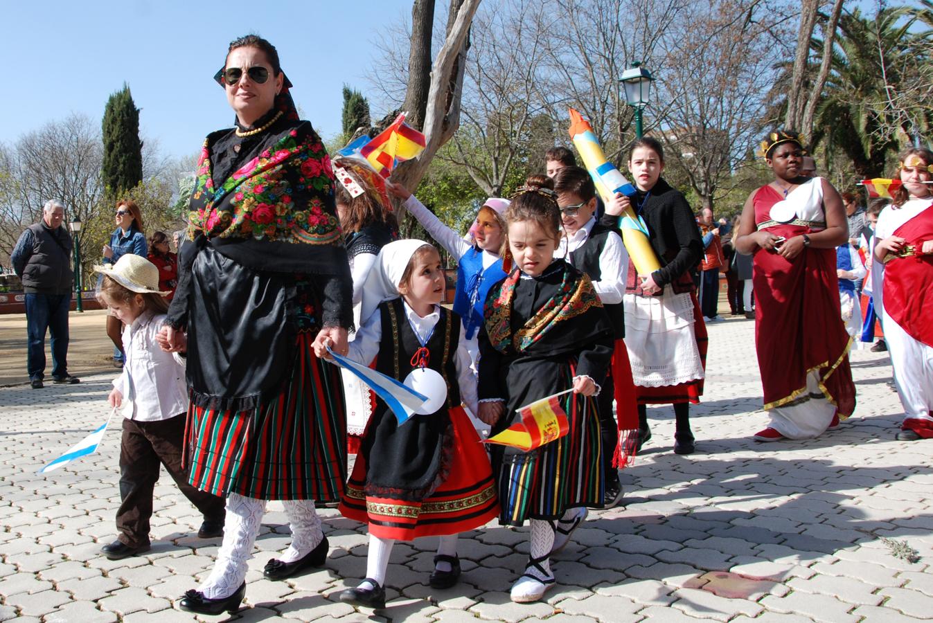 El cortejo infantil de Mondas, en imágenes