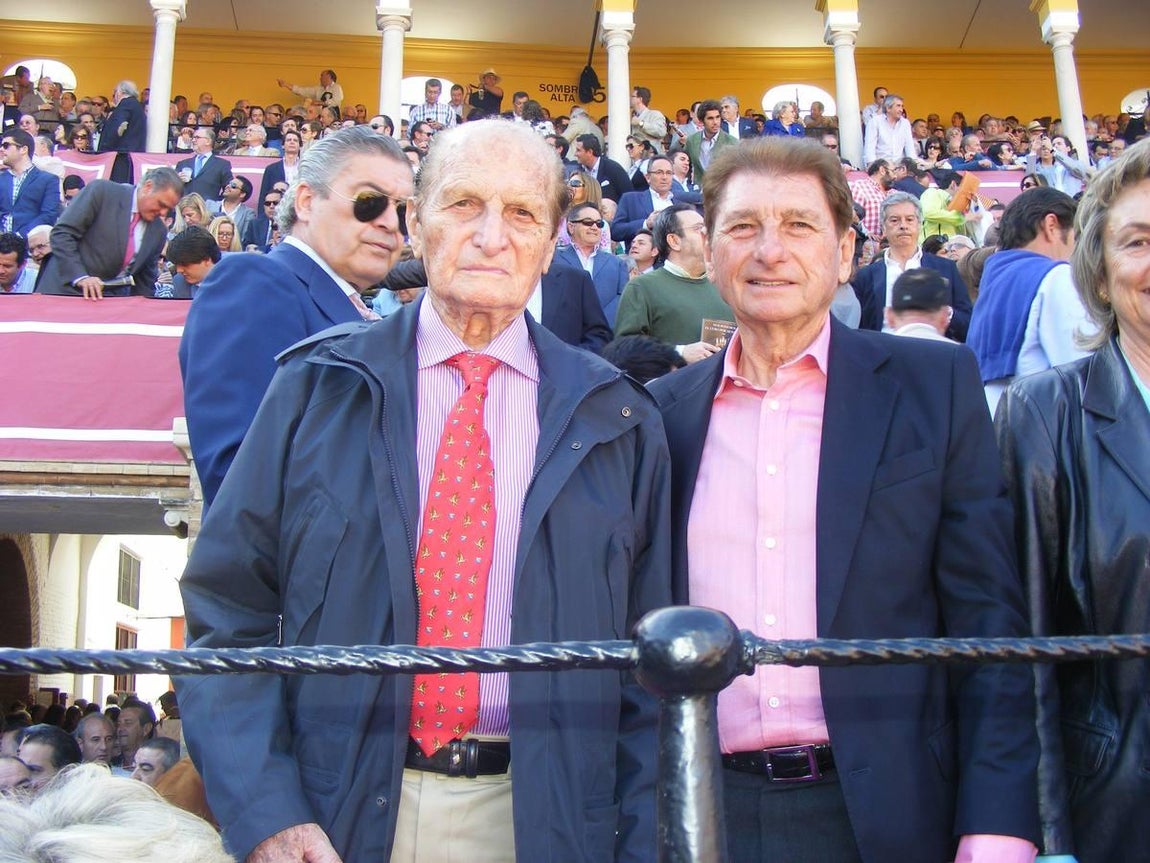 La vida del rejoneador Ángel Peralta, en imágenes