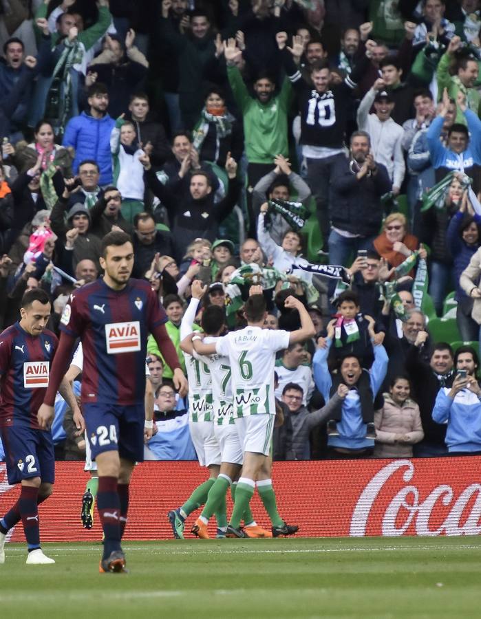 Las imágenes del encuentro entre el Betis y el Eibar