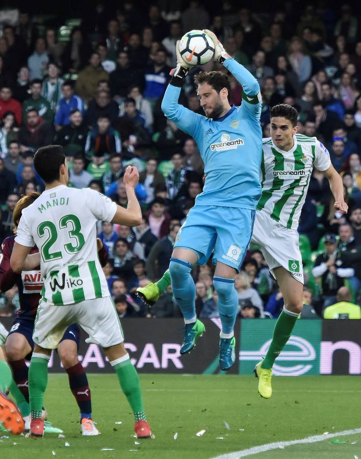 Las imágenes del encuentro entre el Betis y el Eibar