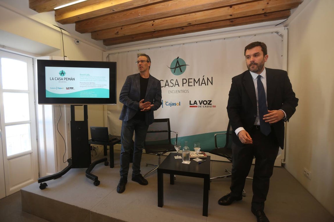 David Calle presenta en Cádiz &#039;¿Cuánto pesan las nubes?&#039;