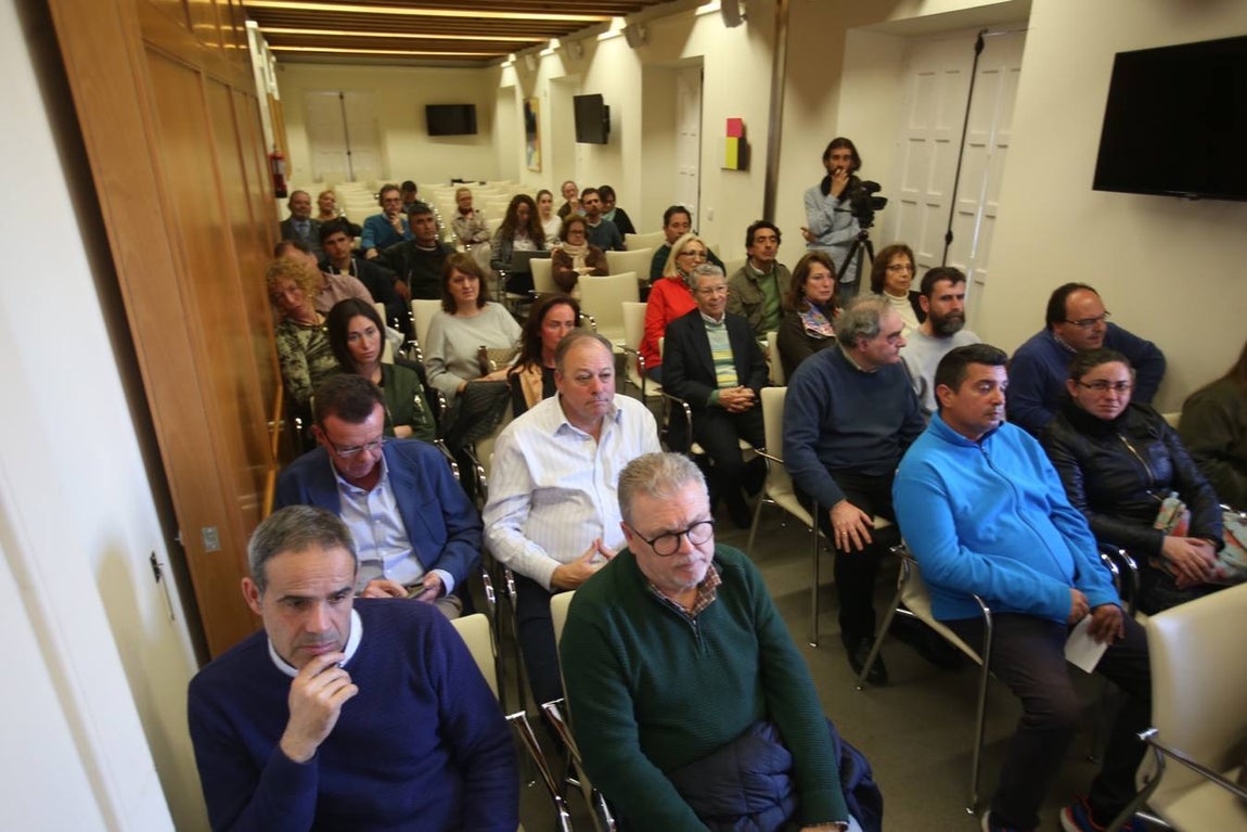 David Calle presenta en Cádiz &#039;¿Cuánto pesan las nubes?&#039;
