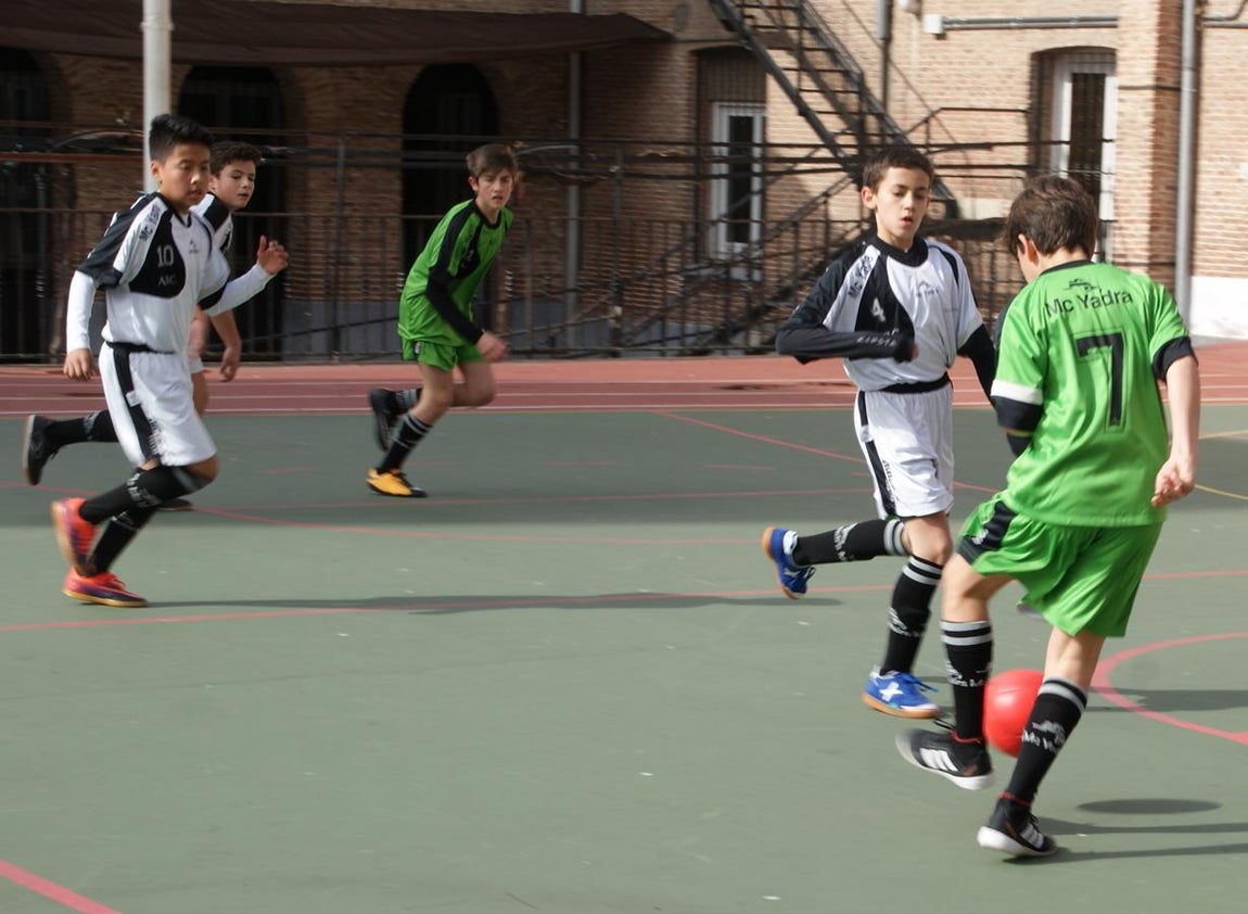 Las mejores imágenes del partido entre La Inmaculada Marillac y Valdefuentes &#039;B&#039;