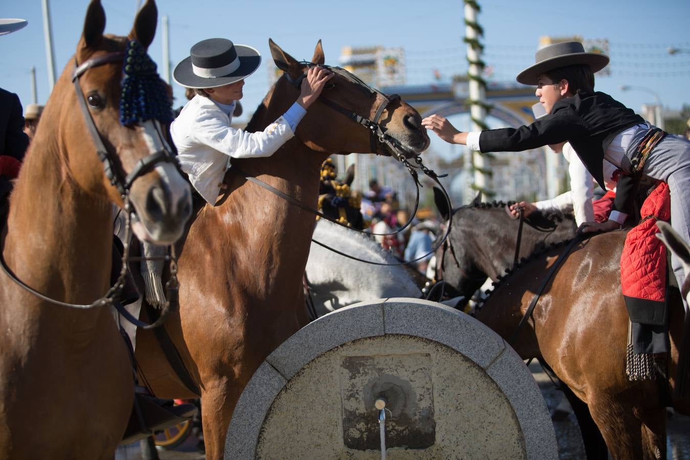 Bullicioso martes de Feria de Abril de Sevilla 2018