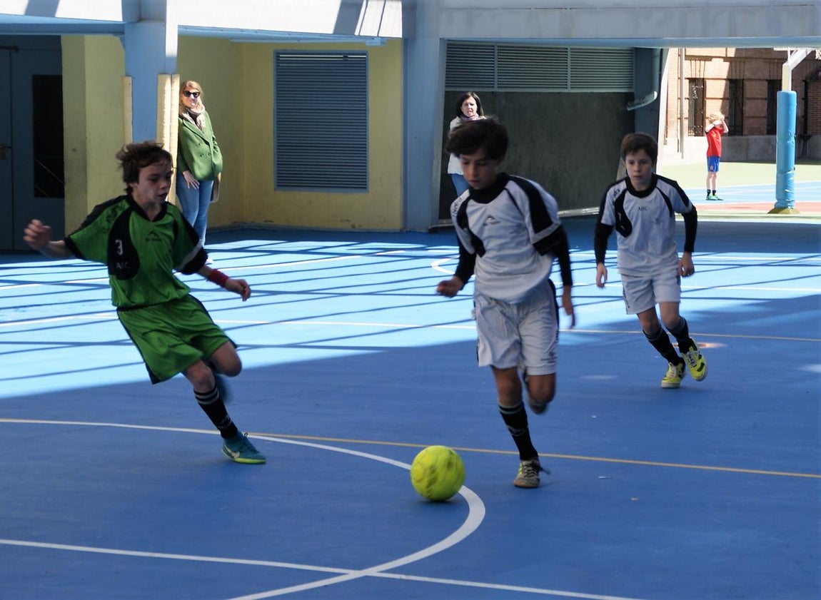 Las mejores imágenes del partido disputado entre Blanca de Castilla y Patrocinio San José &quot;A&quot;