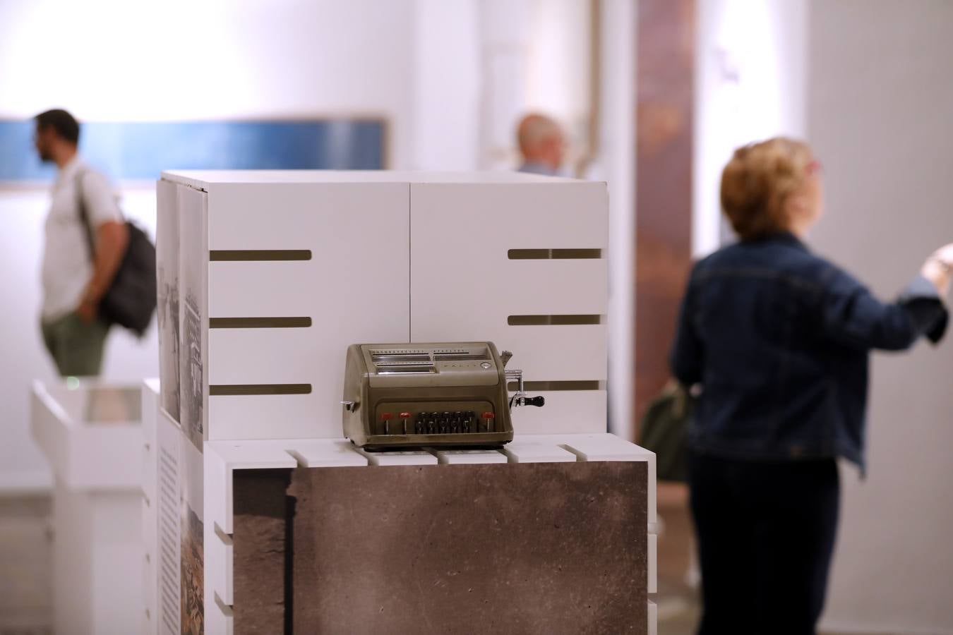 En imágenes, la inauguración de la exposición sobre la Electromecánicas