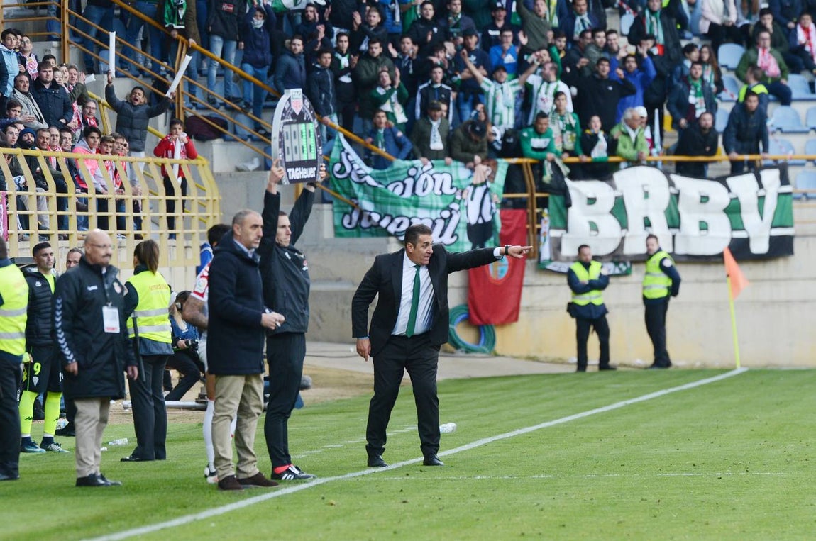 El Cultural Leonesa-Córdoba CF, en imágenes