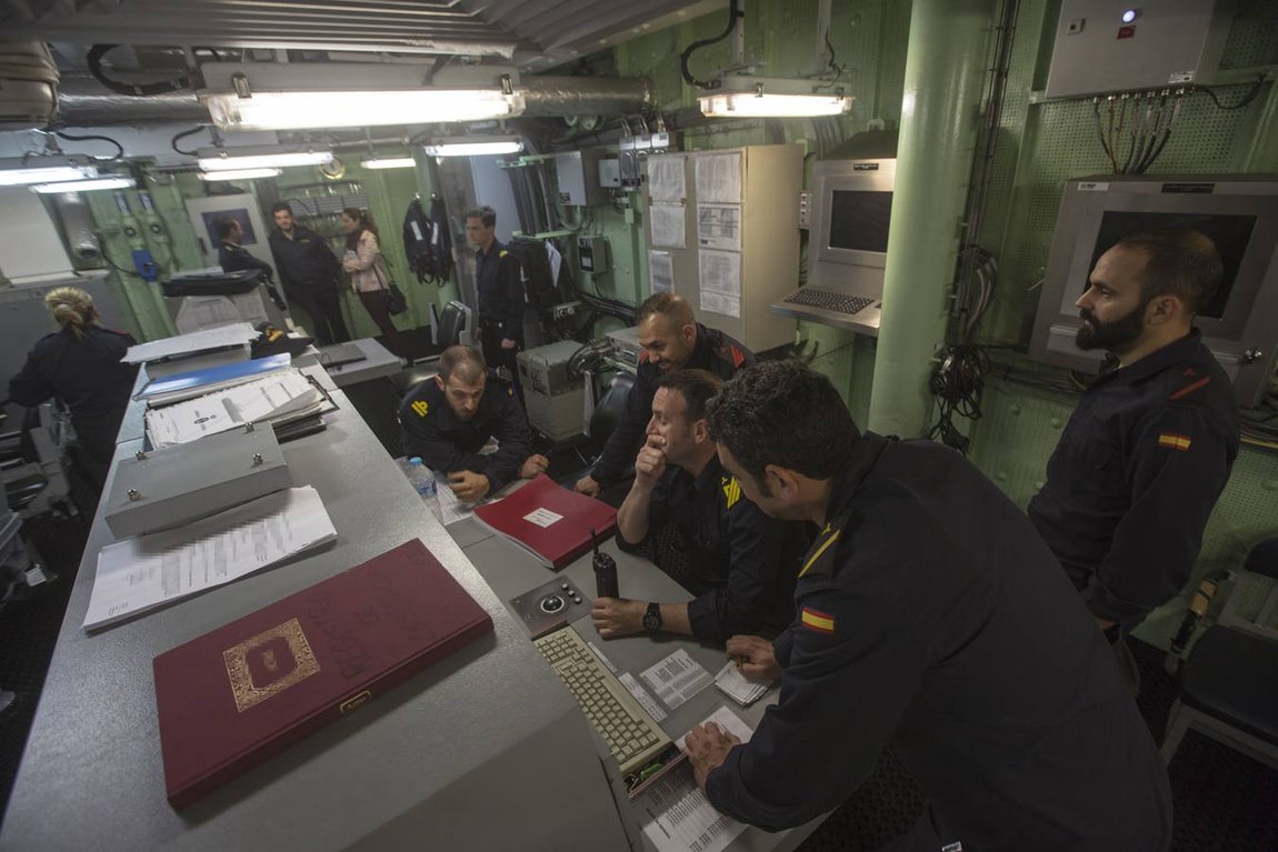 El &#039;Juan Carlos I&#039; ultima los detalles para participar en la misión de Apoyo a Irak