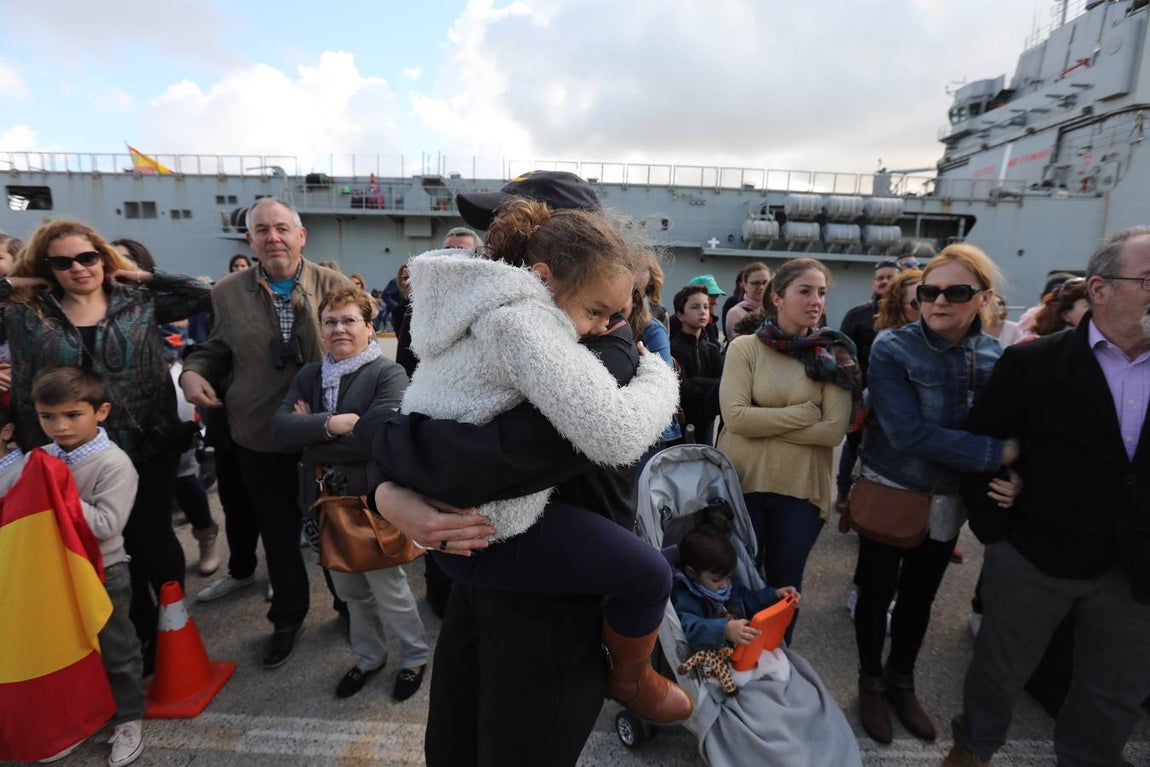 Fotos: Despedida al &#039;Juan Carlos I&#039; en la Base Naval de Rota