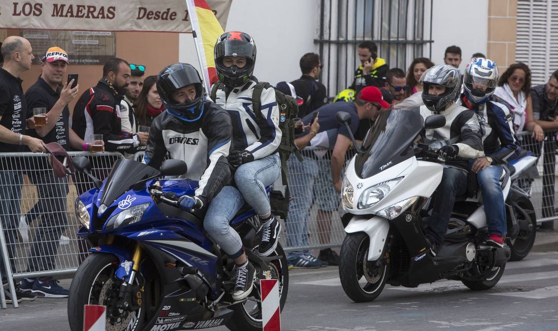 Ambiente de la motorada en El Puerto de Santa María