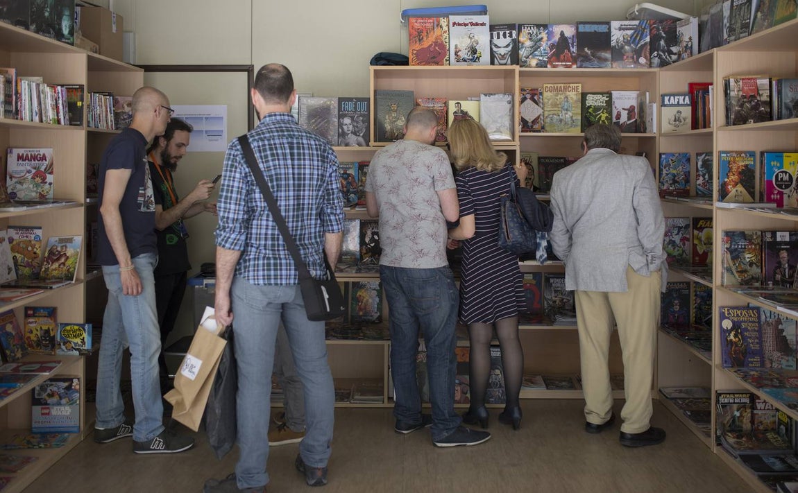 Éxito de público en la Feria del Libro de Sevilla 2018