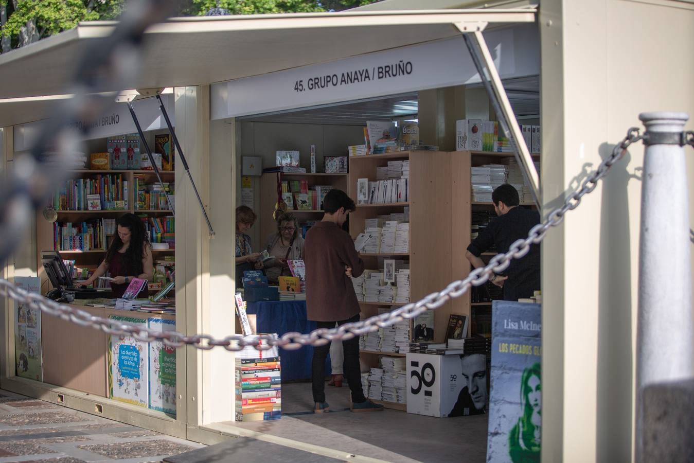 Éxito de público en la Feria del Libro de Sevilla 2018