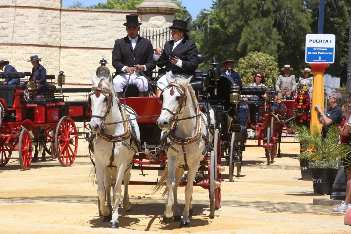 FOTOS: Ambientazo en la Feria del Caballo de Jerez este domingo