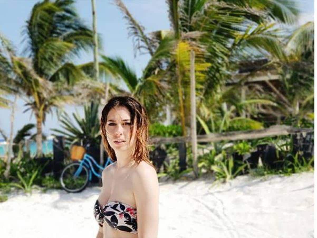 Blanca Suárez se ha escapado a unas idílicas vacaciones de playa. 
