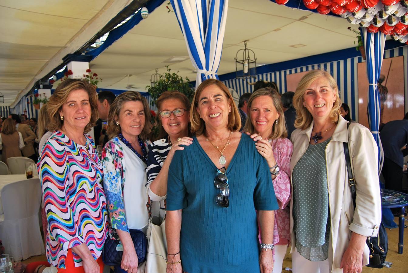 Carmen Mora-Figueroa, Beatriz León, Hilda González, María Grandes, Begoña Merello y Mary Lola Romero