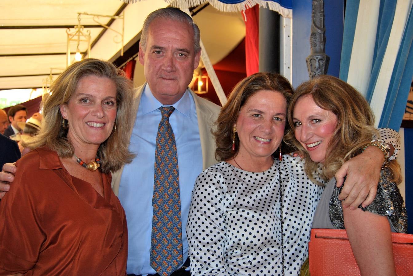 Marita González-Chaves, Luciano Gil, Miriam del Pino y Macarena Maldonado